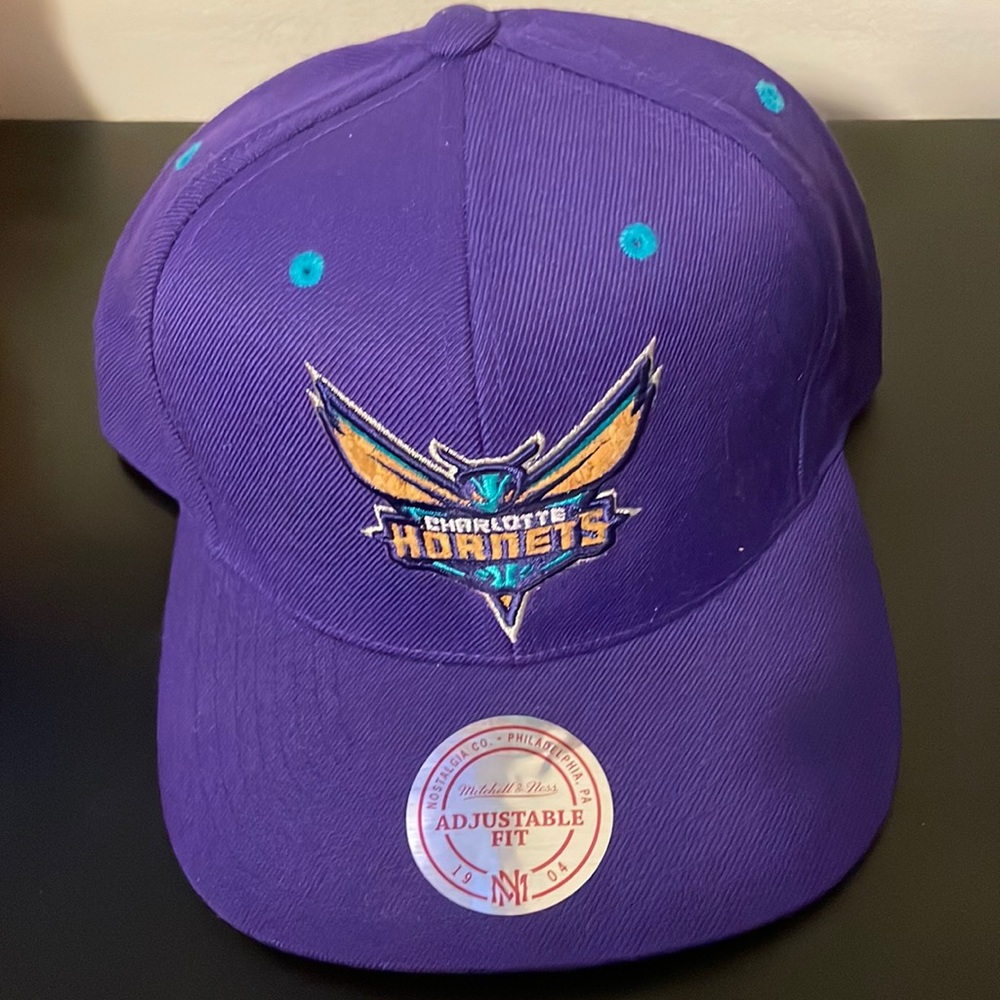 Charlotte Hornets adjustable fit hat